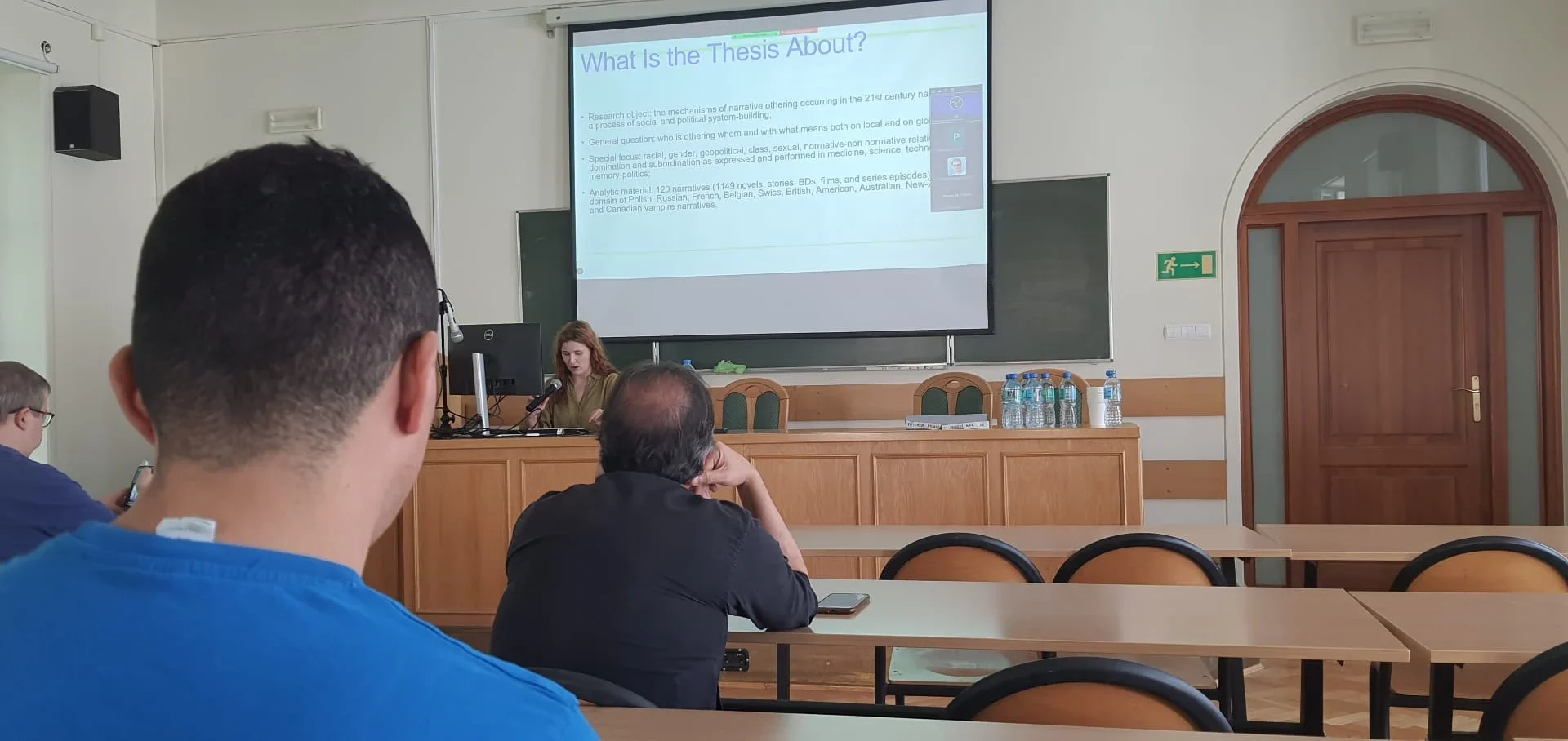 Rozprawa „Perfect Strangers: Western and Eastern European Vampire Narratives as Representations of O