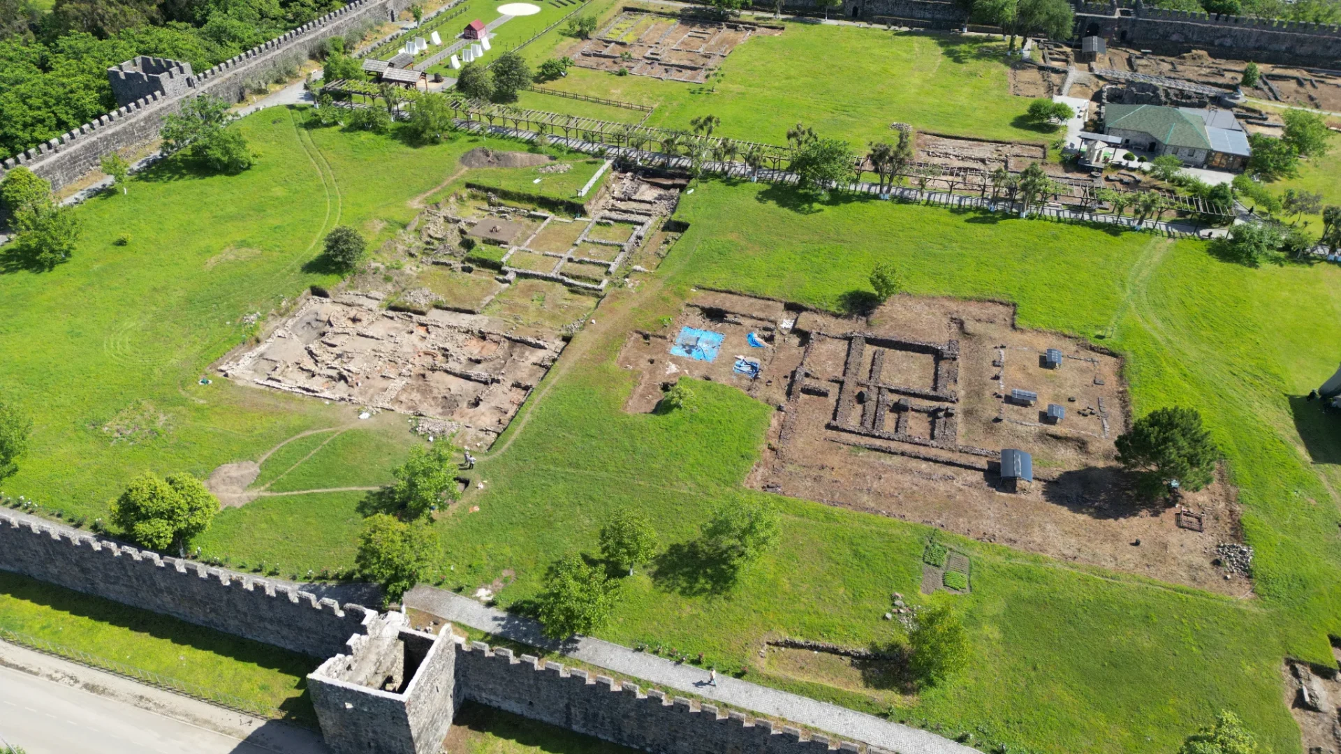 Ceramika z fortu Apsaros – badania archeometryczne