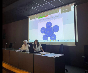 Zuzanna Błajet przedstawia wyniki badań wstępnych na konferencji organizowanej przez Commission on Anthropology of the Middle East IUAES, wrzesień 2025
